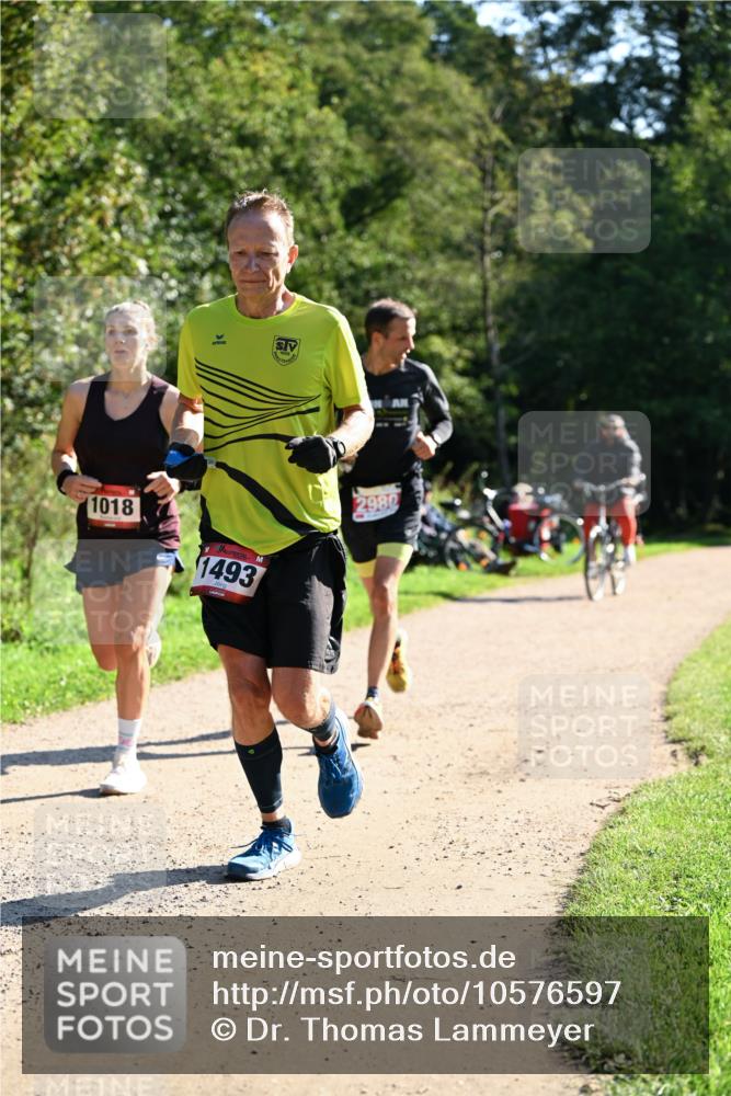 27.09.2026 - 35. Volkslauf durch das schöne Alstertal Dr. Thomas Lammeyer http://msf.ph/oto/10576597 27.09.2026 11:44:58 Laufen 1018, 1493, 2980 meine-sportfotos.de