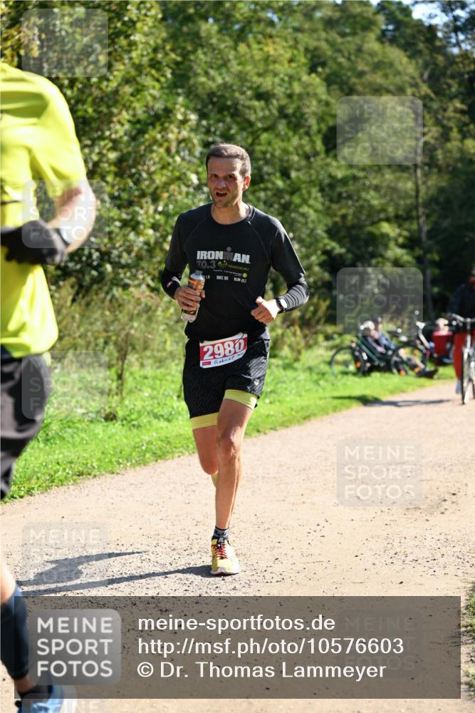 27.09.2026 - 35. Volkslauf durch das schöne Alstertal Dr. Thomas Lammeyer http://msf.ph/oto/10576603 27.09.2026 11:44:58 Laufen 70, 3, 90, 211, 2980 meine-sportfotos.de