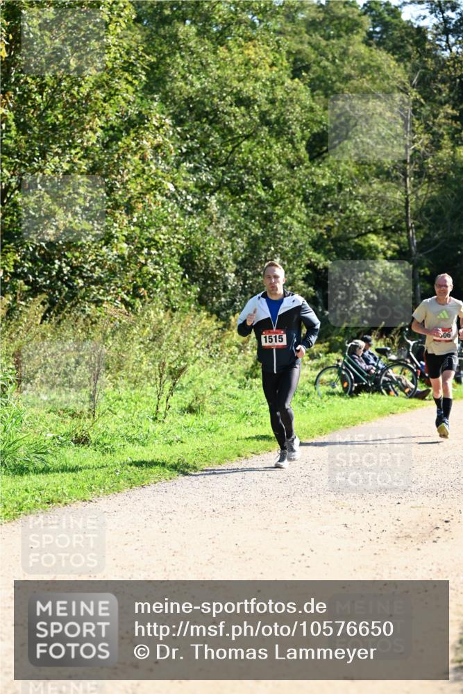 27.09.2026 - 35. Volkslauf durch das schöne Alstertal Dr. Thomas Lammeyer http://msf.ph/oto/10576650 27.09.2026 11:45:39 Laufen 1515, 06 meine-sportfotos.de