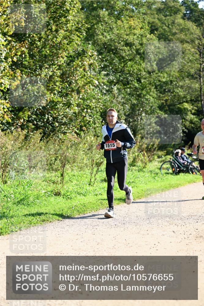 27.09.2026 - 35. Volkslauf durch das schöne Alstertal Dr. Thomas Lammeyer http://msf.ph/oto/10576655 27.09.2026 11:45:40 Laufen 1515 meine-sportfotos.de