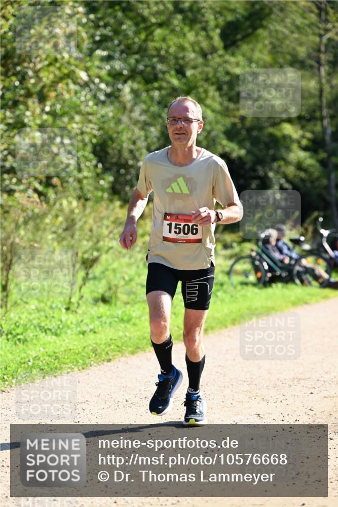 27.09.2026 - 35. Volkslauf durch das schöne Alstertal Dr. Thomas Lammeyer http://msf.ph/oto/10576668 27.09.2026 11:45:41 Laufen 1506 meine-sportfotos.de