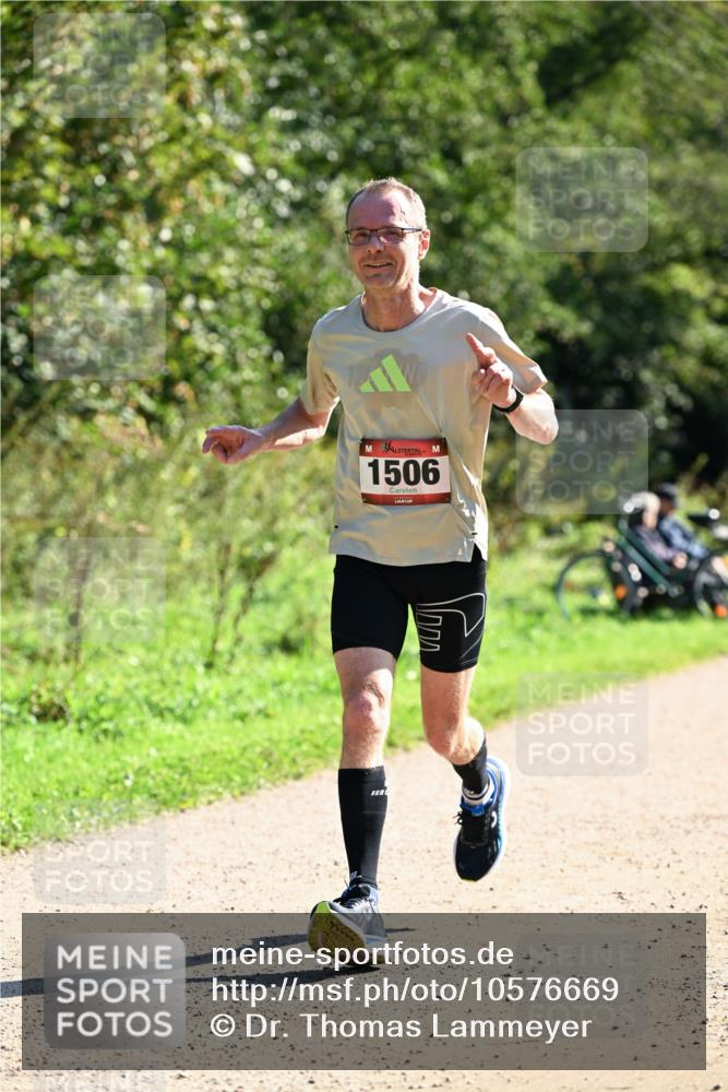 27.09.2026 - 35. Volkslauf durch das schöne Alstertal Dr. Thomas Lammeyer http://msf.ph/oto/10576669 27.09.2026 11:45:41 Laufen 1506 meine-sportfotos.de