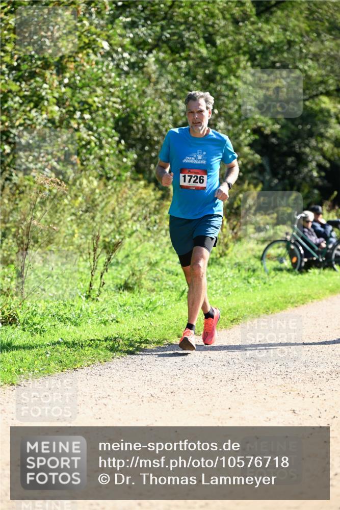 27.09.2026 - 35. Volkslauf durch das schöne Alstertal Dr. Thomas Lammeyer http://msf.ph/oto/10576718 27.09.2026 11:46:03 Laufen 1726 meine-sportfotos.de