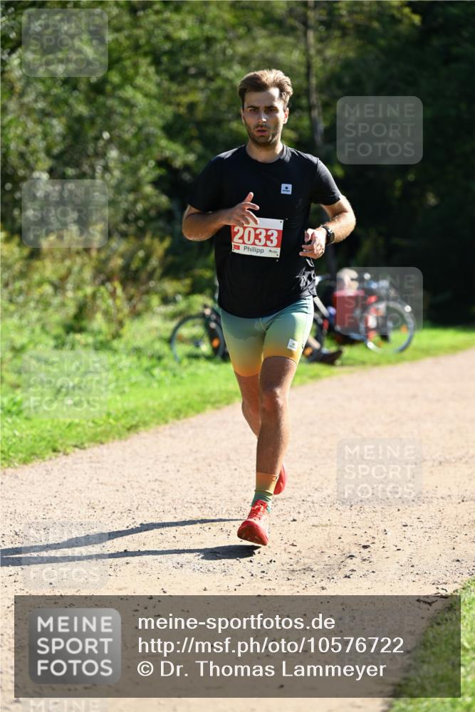 27.09.2026 - 35. Volkslauf durch das schöne Alstertal Dr. Thomas Lammeyer http://msf.ph/oto/10576722 27.09.2026 11:46:04 Laufen 2033 meine-sportfotos.de