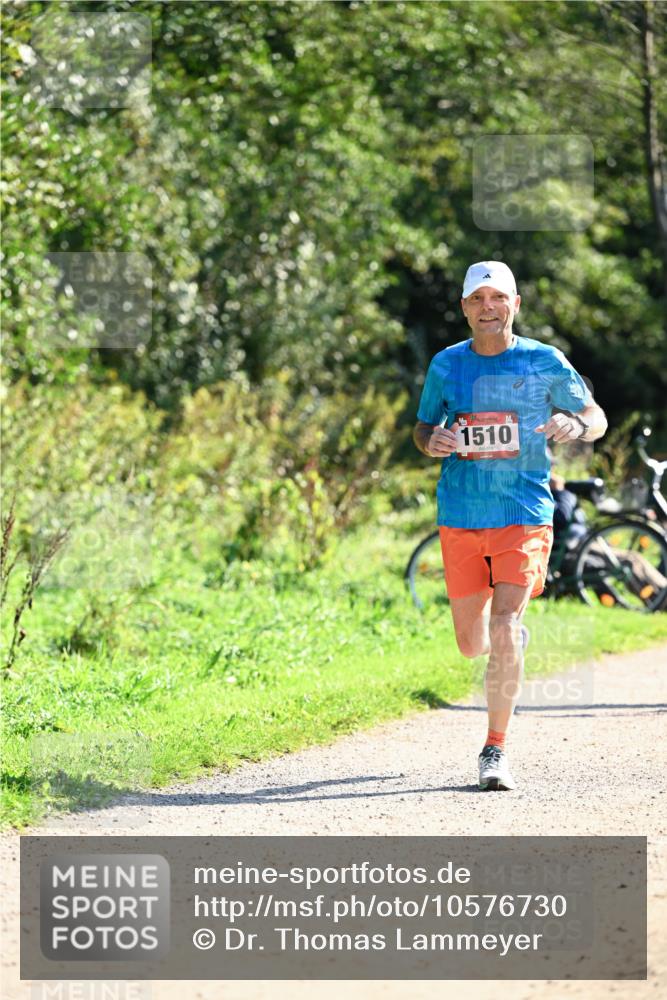 27.09.2026 - 35. Volkslauf durch das schöne Alstertal Dr. Thomas Lammeyer http://msf.ph/oto/10576730 27.09.2026 11:46:11 Laufen 1510 meine-sportfotos.de