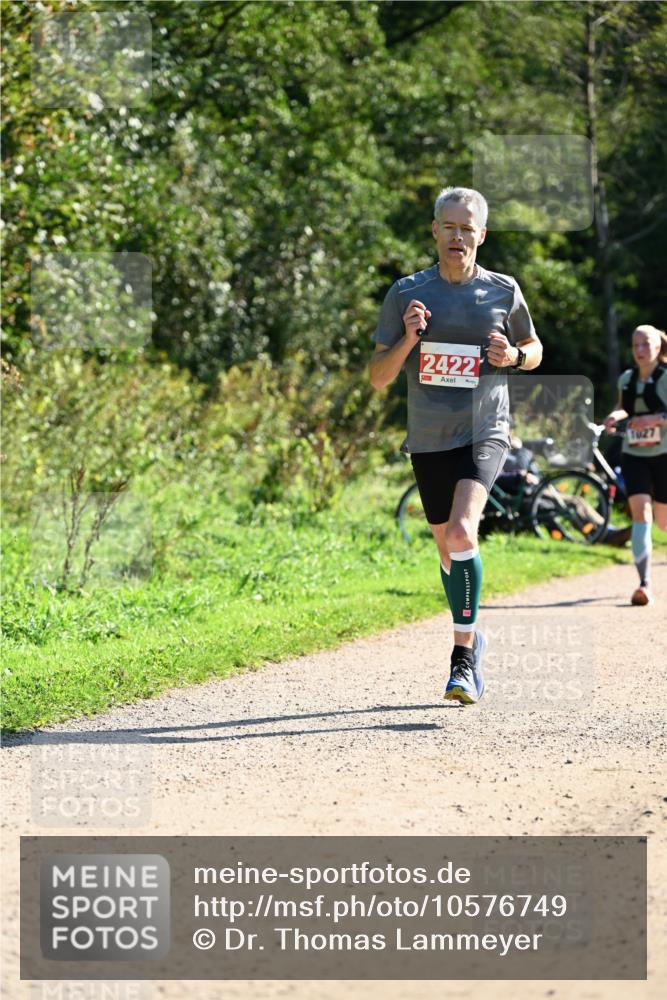 27.09.2026 - 35. Volkslauf durch das schöne Alstertal Dr. Thomas Lammeyer http://msf.ph/oto/10576749 27.09.2026 11:46:27 Laufen 2422, 1027 meine-sportfotos.de