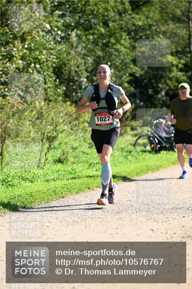 27.09.2026 - 35. Volkslauf durch das schöne Alstertal Dr. Thomas Lammeyer http://msf.ph/oto/10576767 27.09.2026 11:46:29 Laufen 1027 meine-sportfotos.de