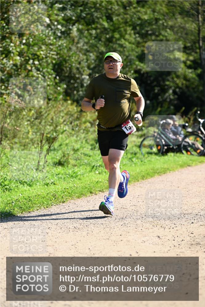 27.09.2026 - 35. Volkslauf durch das schöne Alstertal Dr. Thomas Lammeyer http://msf.ph/oto/10576779 27.09.2026 11:46:31 Laufen 15 meine-sportfotos.de