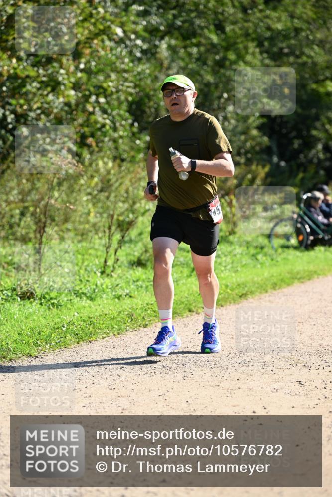 27.09.2026 - 35. Volkslauf durch das schöne Alstertal Dr. Thomas Lammeyer http://msf.ph/oto/10576782 27.09.2026 11:46:31 Laufen  meine-sportfotos.de