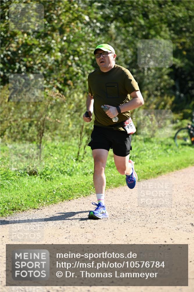 27.09.2026 - 35. Volkslauf durch das schöne Alstertal Dr. Thomas Lammeyer http://msf.ph/oto/10576784 27.09.2026 11:46:31 Laufen  meine-sportfotos.de