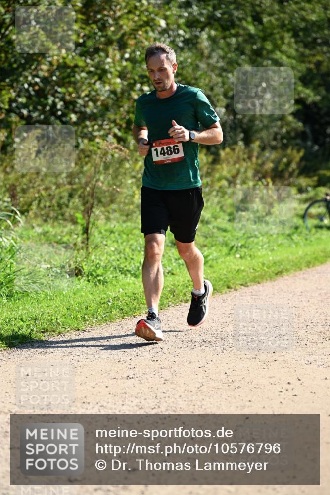 27.09.2026 - 35. Volkslauf durch das schöne Alstertal Dr. Thomas Lammeyer http://msf.ph/oto/10576796 27.09.2026 11:46:45 Laufen 1486 meine-sportfotos.de