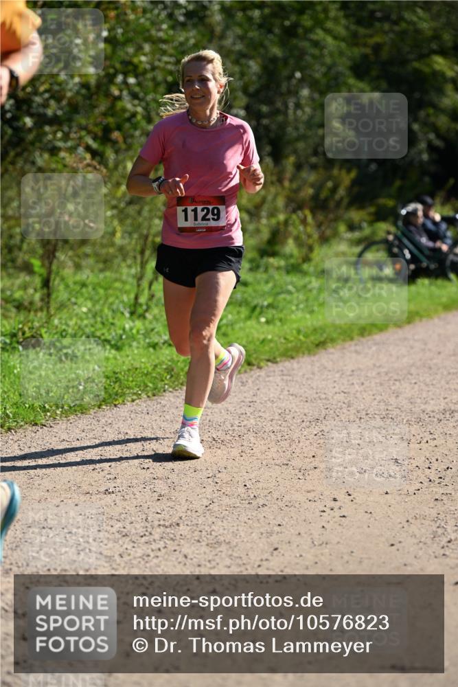 27.09.2026 - 35. Volkslauf durch das schöne Alstertal Dr. Thomas Lammeyer http://msf.ph/oto/10576823 27.09.2026 11:46:53 Laufen 1129 meine-sportfotos.de