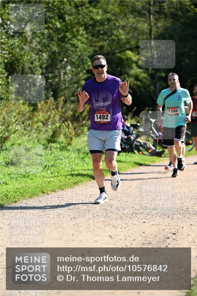 27.09.2026 - 35. Volkslauf durch das schöne Alstertal Dr. Thomas Lammeyer http://msf.ph/oto/10576842 27.09.2026 11:47:05 Laufen 1492, 1499 meine-sportfotos.de