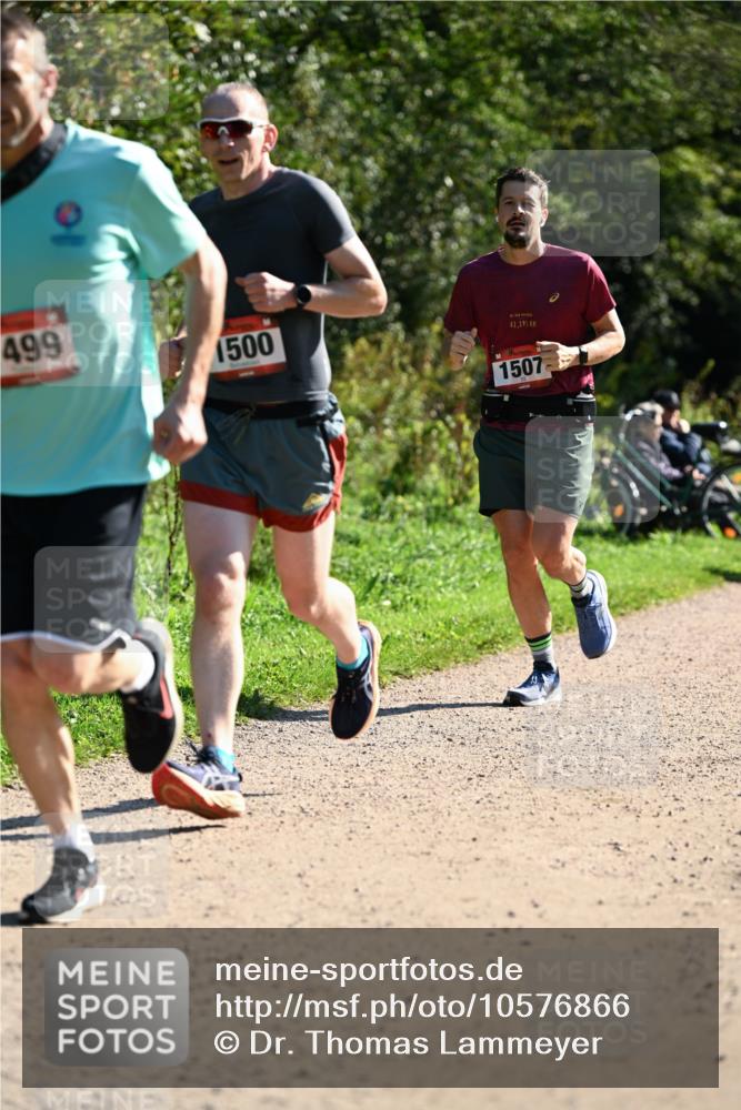 27.09.2026 - 35. Volkslauf durch das schöne Alstertal Dr. Thomas Lammeyer http://msf.ph/oto/10576866 27.09.2026 11:47:08 Laufen 499, 1500, 42, 195, 1507 meine-sportfotos.de