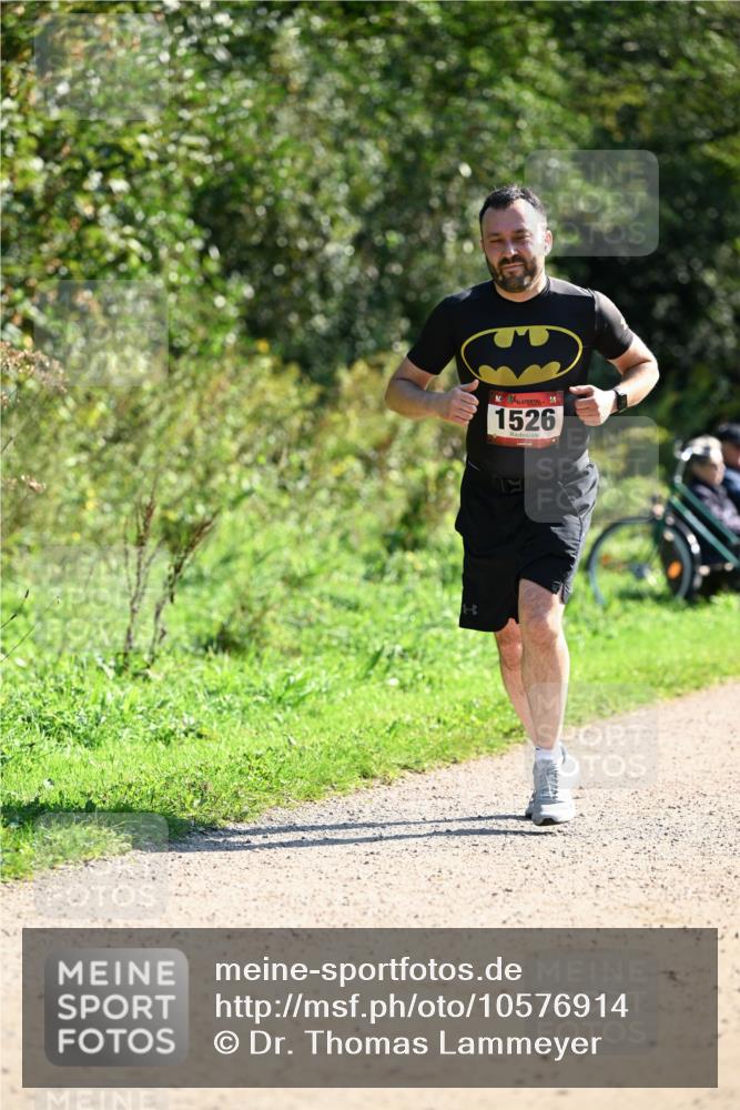 27.09.2026 - 35. Volkslauf durch das schöne Alstertal Dr. Thomas Lammeyer http://msf.ph/oto/10576914 27.09.2026 11:47:53 Laufen 1526 meine-sportfotos.de