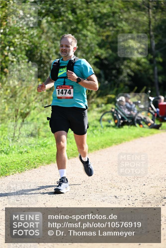 27.09.2026 - 35. Volkslauf durch das schöne Alstertal Dr. Thomas Lammeyer http://msf.ph/oto/10576919 27.09.2026 11:48:09 Laufen 1474 meine-sportfotos.de