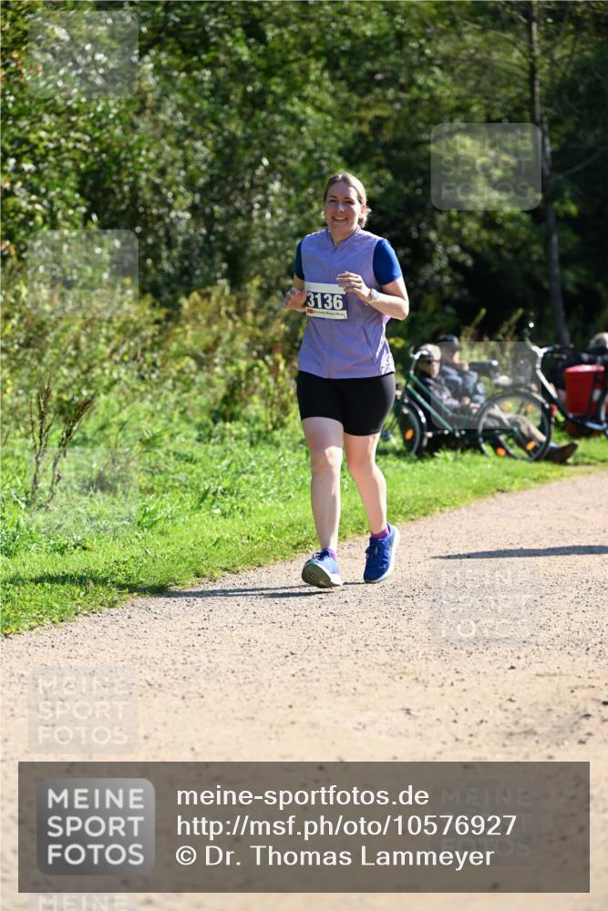 27.09.2026 - 35. Volkslauf durch das schöne Alstertal Dr. Thomas Lammeyer http://msf.ph/oto/10576927 27.09.2026 11:48:16 Laufen 3136 meine-sportfotos.de