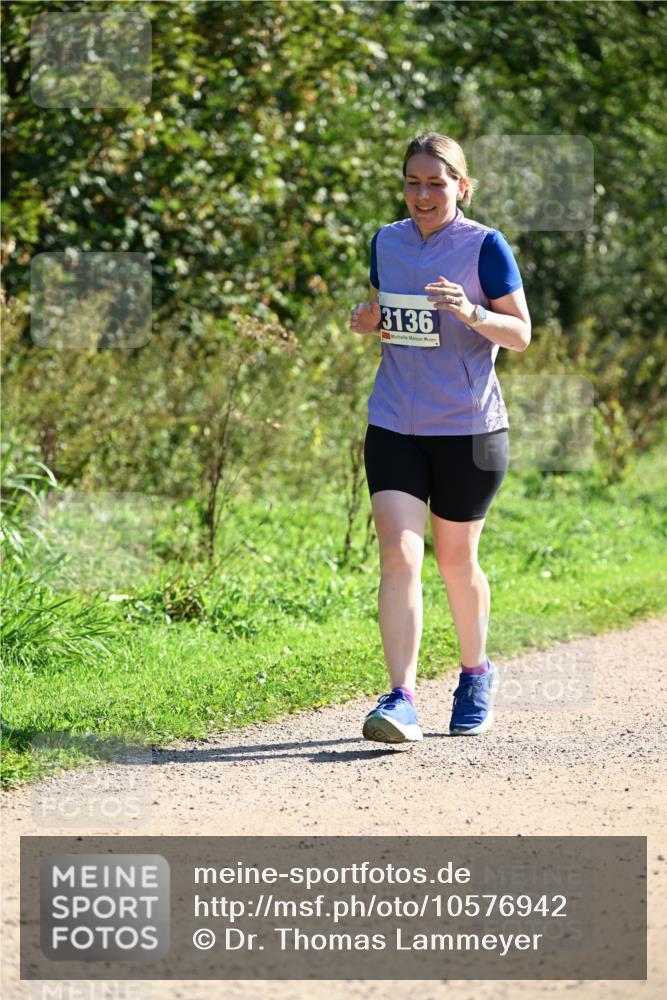 27.09.2026 - 35. Volkslauf durch das schöne Alstertal Dr. Thomas Lammeyer http://msf.ph/oto/10576942 27.09.2026 11:48:17 Laufen 3136 meine-sportfotos.de
