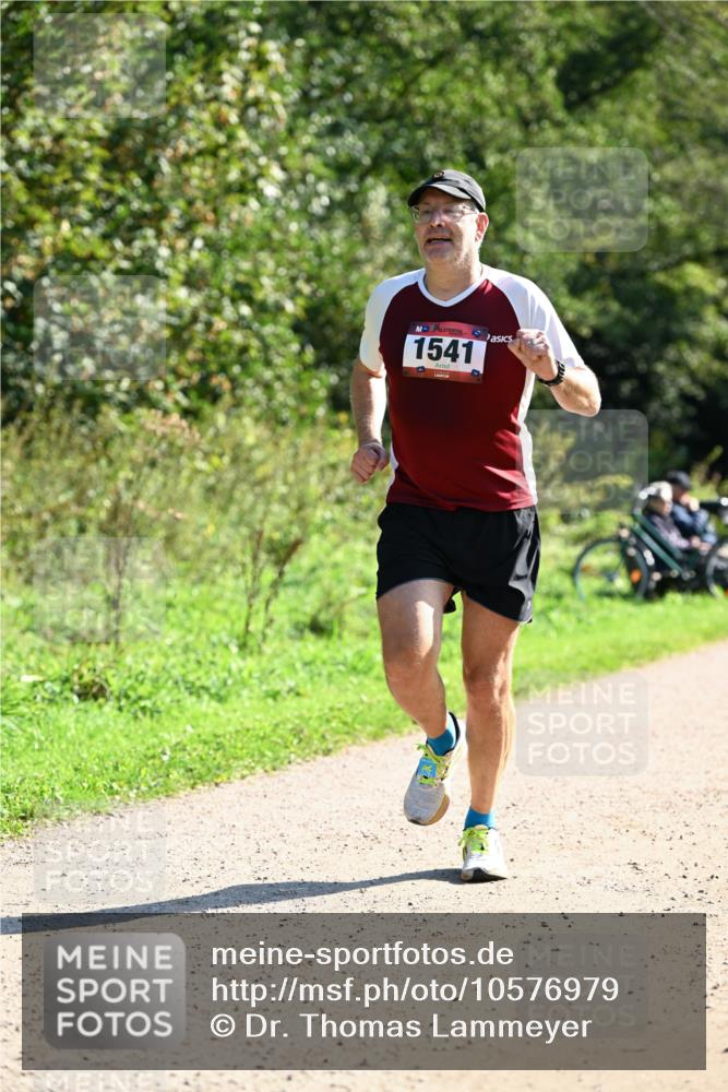 27.09.2026 - 35. Volkslauf durch das schöne Alstertal Dr. Thomas Lammeyer http://msf.ph/oto/10576979 27.09.2026 11:48:52 Laufen 1541 meine-sportfotos.de