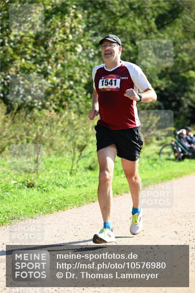 27.09.2026 - 35. Volkslauf durch das schöne Alstertal Dr. Thomas Lammeyer http://msf.ph/oto/10576980 27.09.2026 11:48:53 Laufen 1541 meine-sportfotos.de