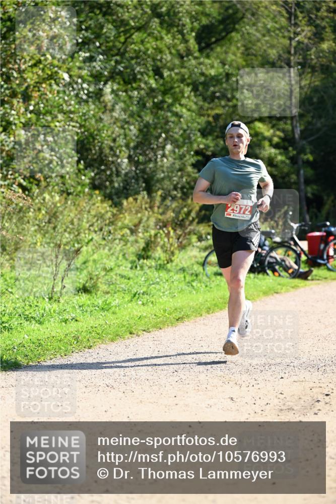 27.09.2026 - 35. Volkslauf durch das schöne Alstertal Dr. Thomas Lammeyer http://msf.ph/oto/10576993 27.09.2026 11:49:12 Laufen 2972 meine-sportfotos.de