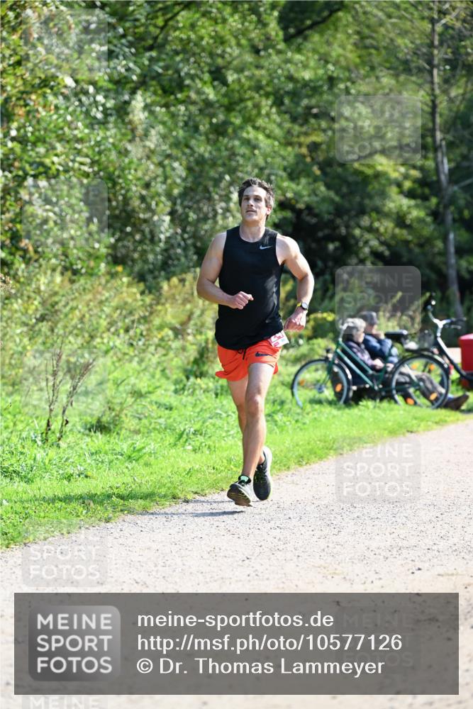 27.09.2026 - 35. Volkslauf durch das schöne Alstertal Dr. Thomas Lammeyer http://msf.ph/oto/10577126 27.09.2026 11:50:15 Laufen  meine-sportfotos.de