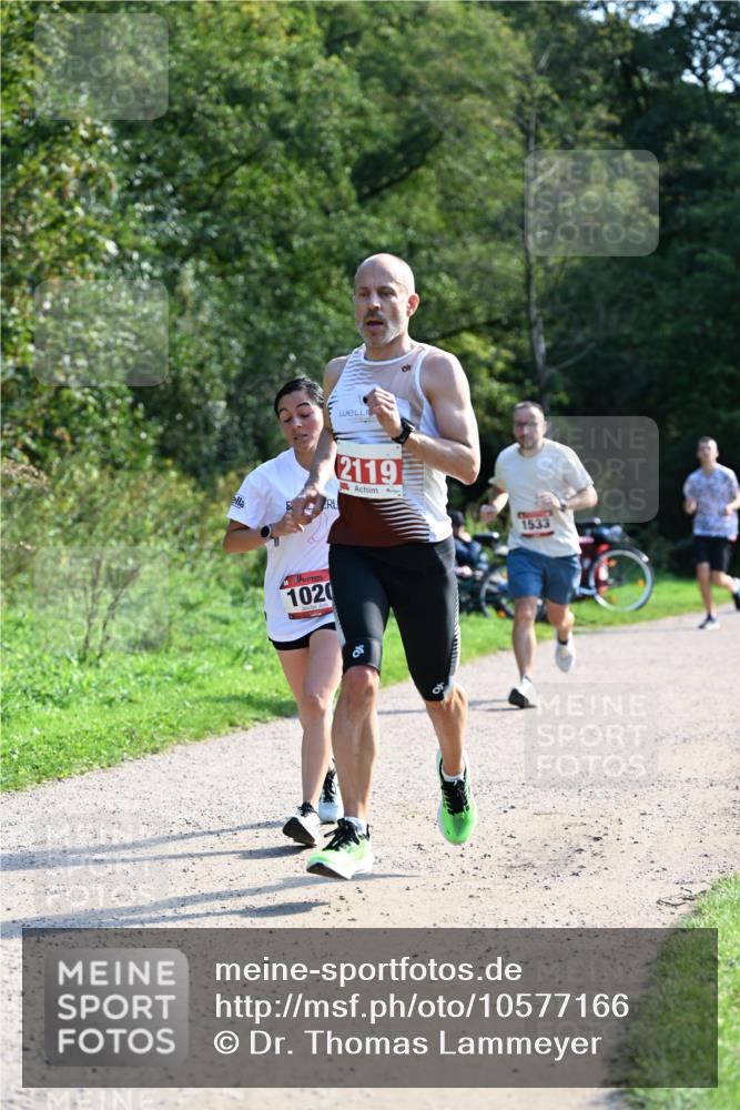 27.09.2026 - 35. Volkslauf durch das schöne Alstertal Dr. Thomas Lammeyer http://msf.ph/oto/10577166 27.09.2026 11:50:37 Laufen 2119, 1020, 1533 meine-sportfotos.de