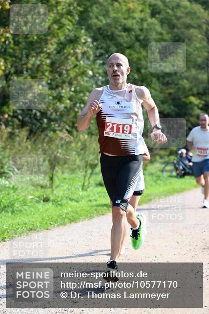 27.09.2026 - 35. Volkslauf durch das schöne Alstertal Dr. Thomas Lammeyer http://msf.ph/oto/10577170 27.09.2026 11:50:37 Laufen 2119, 8633 meine-sportfotos.de