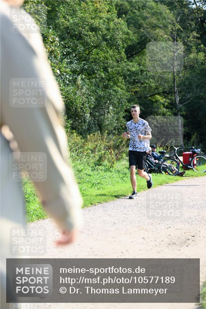 27.09.2026 - 35. Volkslauf durch das schöne Alstertal Dr. Thomas Lammeyer http://msf.ph/oto/10577189 27.09.2026 11:50:41 Laufen  meine-sportfotos.de