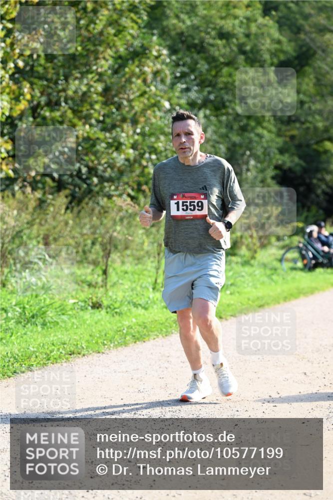 27.09.2026 - 35. Volkslauf durch das schöne Alstertal Dr. Thomas Lammeyer http://msf.ph/oto/10577199 27.09.2026 11:50:46 Laufen 1559 meine-sportfotos.de