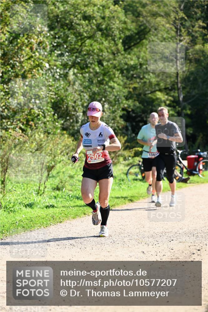 27.09.2026 - 35. Volkslauf durch das schöne Alstertal Dr. Thomas Lammeyer http://msf.ph/oto/10577207 27.09.2026 11:51:15 Laufen 2502, 156 meine-sportfotos.de