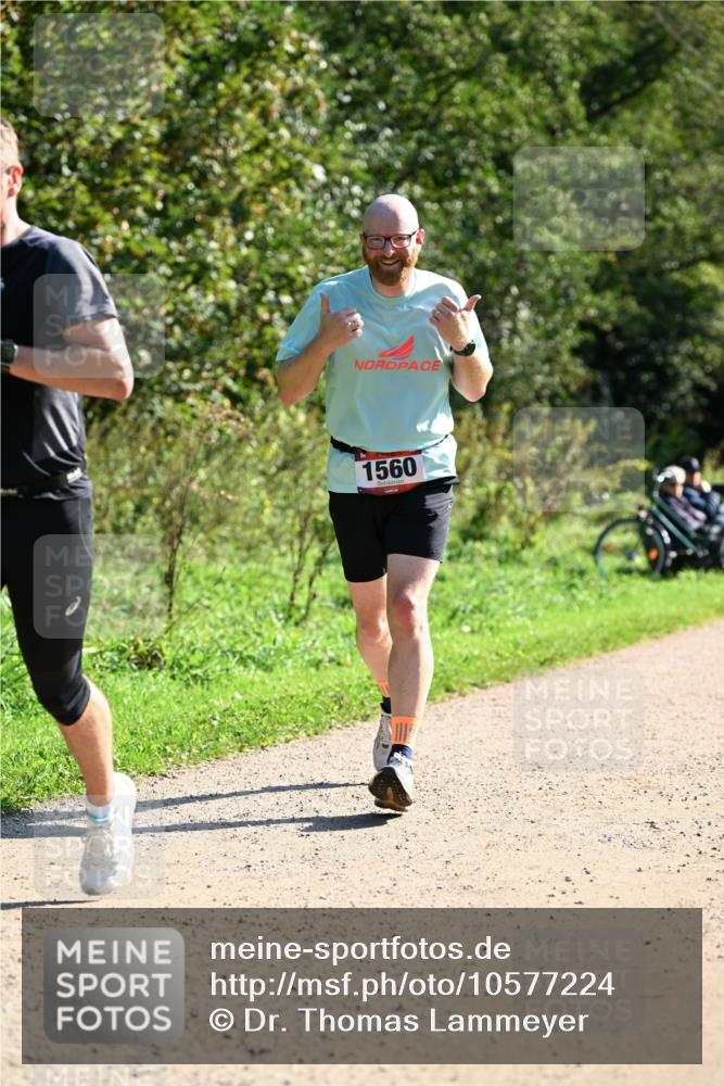 27.09.2026 - 35. Volkslauf durch das schöne Alstertal Dr. Thomas Lammeyer http://msf.ph/oto/10577224 27.09.2026 11:51:17 Laufen 1560 meine-sportfotos.de