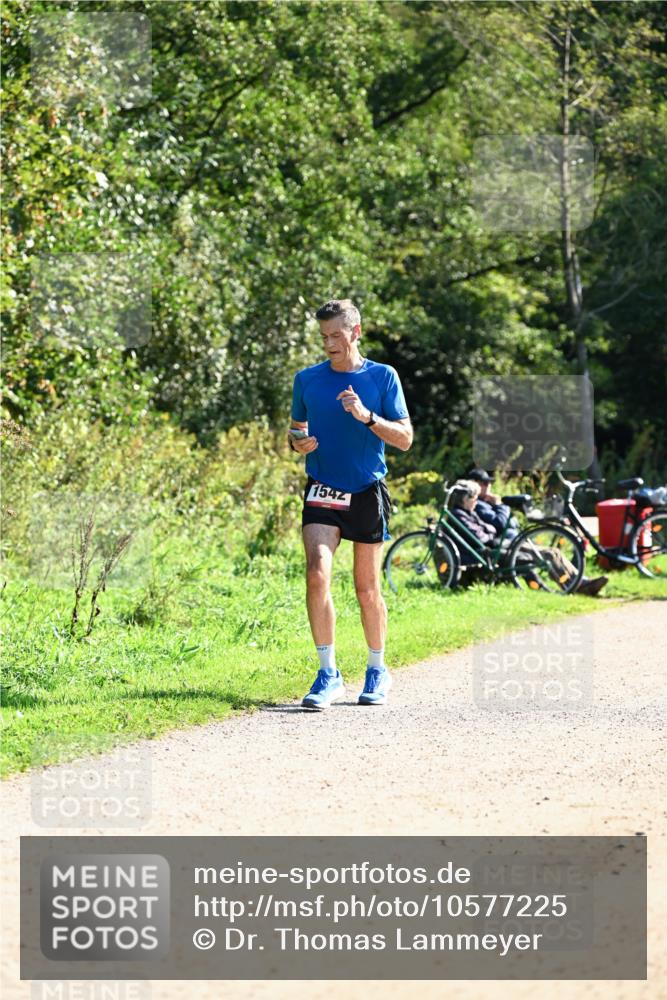 27.09.2026 - 35. Volkslauf durch das schöne Alstertal Dr. Thomas Lammeyer http://msf.ph/oto/10577225 27.09.2026 11:51:22 Laufen 1542 meine-sportfotos.de