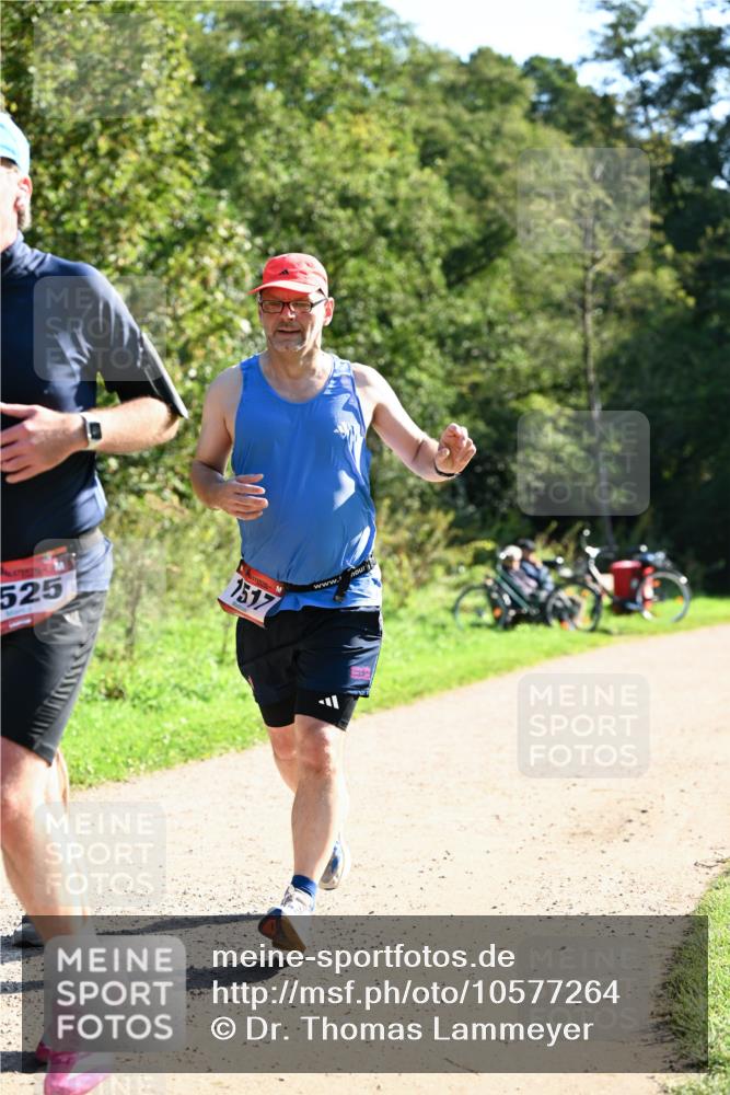 27.09.2026 - 35. Volkslauf durch das schöne Alstertal Dr. Thomas Lammeyer http://msf.ph/oto/10577264 27.09.2026 11:51:30 Laufen 525, 1517 meine-sportfotos.de