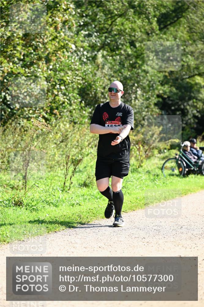 27.09.2026 - 35. Volkslauf durch das schöne Alstertal Dr. Thomas Lammeyer http://msf.ph/oto/10577300 27.09.2026 11:51:52 Laufen  meine-sportfotos.de