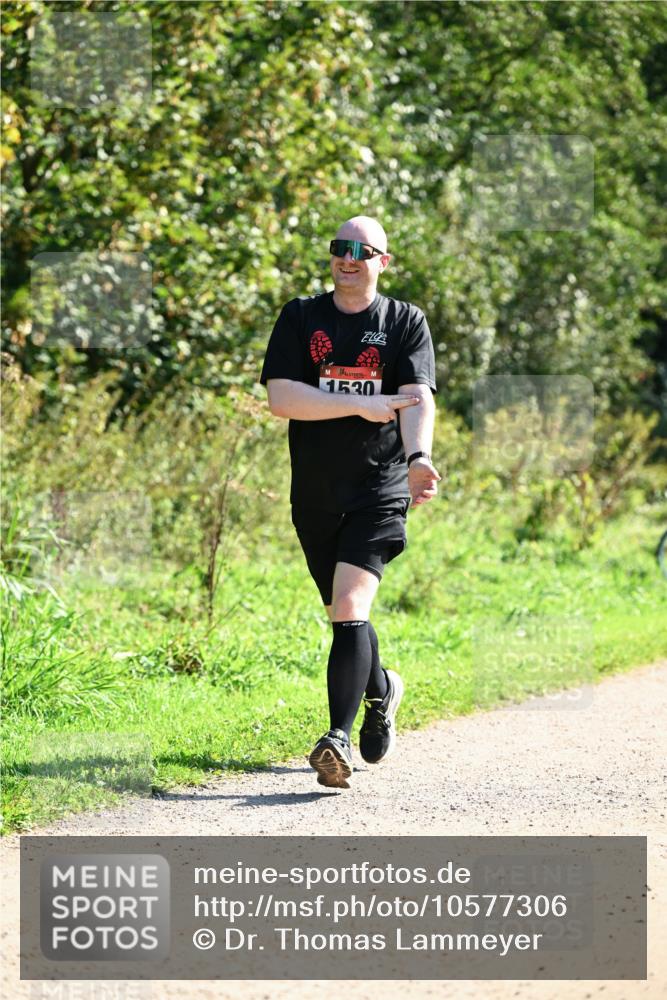 27.09.2026 - 35. Volkslauf durch das schöne Alstertal Dr. Thomas Lammeyer http://msf.ph/oto/10577306 27.09.2026 11:51:53 Laufen 1530 meine-sportfotos.de