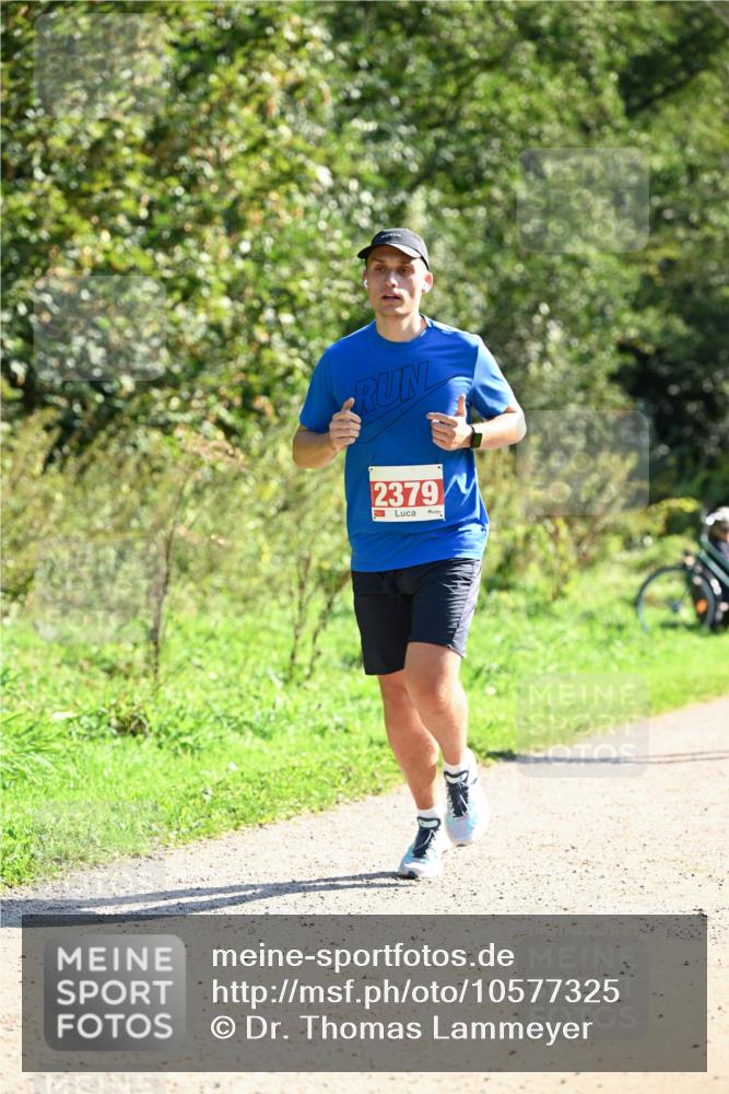27.09.2026 - 35. Volkslauf durch das schöne Alstertal Dr. Thomas Lammeyer http://msf.ph/oto/10577325 27.09.2026 11:51:58 Laufen 2379 meine-sportfotos.de