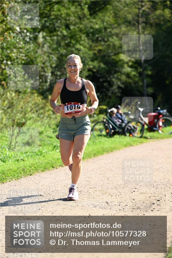 27.09.2026 - 35. Volkslauf durch das schöne Alstertal Dr. Thomas Lammeyer http://msf.ph/oto/10577328 27.09.2026 11:51:59 Laufen 1019 meine-sportfotos.de