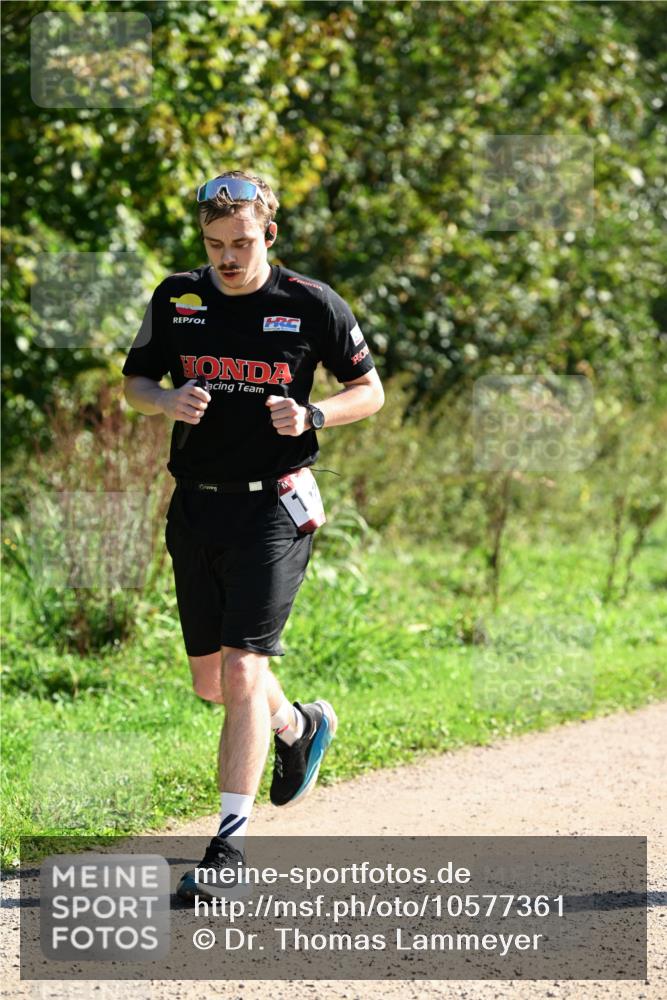 27.09.2026 - 35. Volkslauf durch das schöne Alstertal Dr. Thomas Lammeyer http://msf.ph/oto/10577361 27.09.2026 11:52:15 Laufen  meine-sportfotos.de