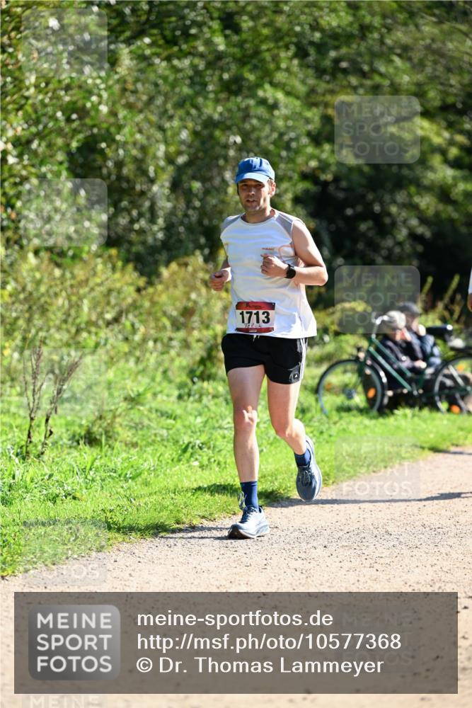 27.09.2026 - 35. Volkslauf durch das schöne Alstertal Dr. Thomas Lammeyer http://msf.ph/oto/10577368 27.09.2026 11:52:30 Laufen 1713 meine-sportfotos.de