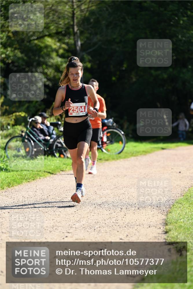 27.09.2026 - 35. Volkslauf durch das schöne Alstertal Dr. Thomas Lammeyer http://msf.ph/oto/10577377 27.09.2026 11:52:33 Laufen 12504 meine-sportfotos.de