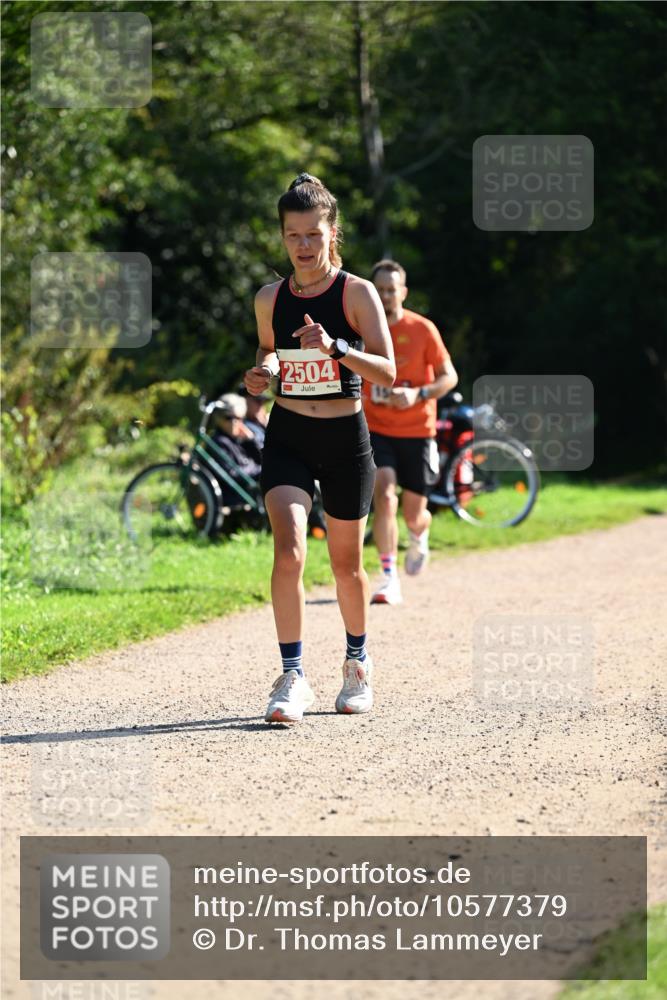 27.09.2026 - 35. Volkslauf durch das schöne Alstertal Dr. Thomas Lammeyer http://msf.ph/oto/10577379 27.09.2026 11:52:33 Laufen 2504 meine-sportfotos.de
