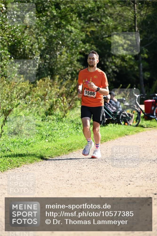 27.09.2026 - 35. Volkslauf durch das schöne Alstertal Dr. Thomas Lammeyer http://msf.ph/oto/10577385 27.09.2026 11:52:35 Laufen 1586 meine-sportfotos.de