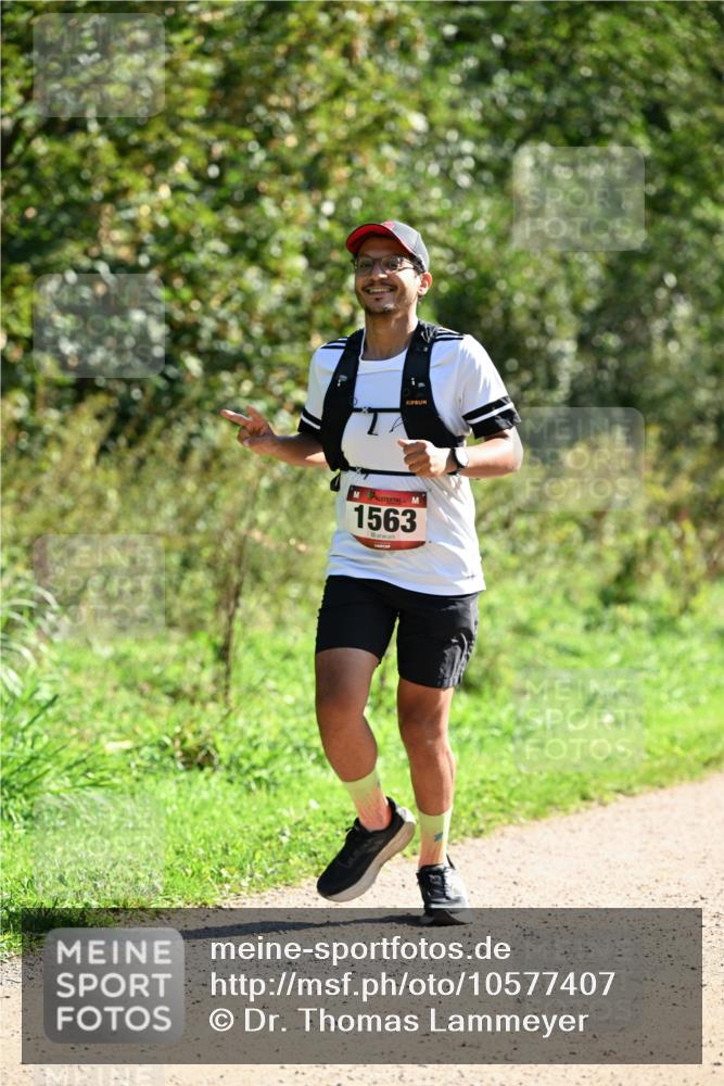 27.09.2026 - 35. Volkslauf durch das schöne Alstertal Dr. Thomas Lammeyer http://msf.ph/oto/10577407 27.09.2026 11:52:41 Laufen 1563 meine-sportfotos.de