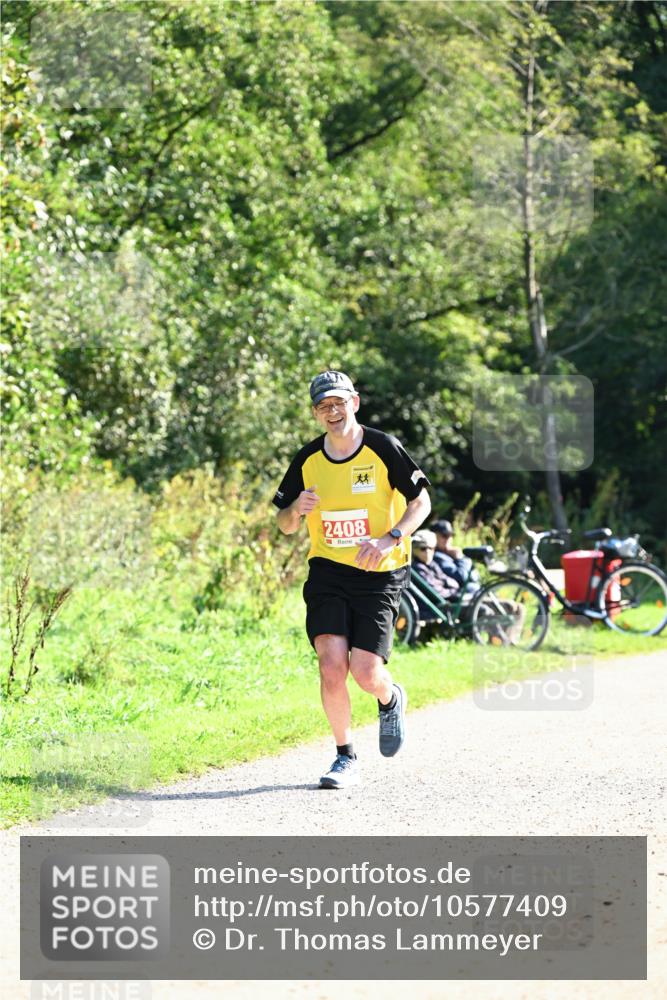 27.09.2026 - 35. Volkslauf durch das schöne Alstertal Dr. Thomas Lammeyer http://msf.ph/oto/10577409 27.09.2026 11:52:48 Laufen 2408 meine-sportfotos.de