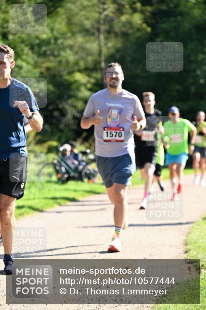 27.09.2026 - 35. Volkslauf durch das schöne Alstertal Dr. Thomas Lammeyer http://msf.ph/oto/10577444 27.09.2026 11:52:57 Laufen 1570 meine-sportfotos.de