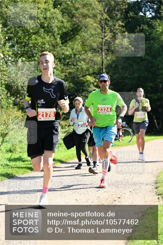 27.09.2026 - 35. Volkslauf durch das schöne Alstertal Dr. Thomas Lammeyer http://msf.ph/oto/10577462 27.09.2026 11:53:00 Laufen 2178, 310, 2324, 2950 meine-sportfotos.de