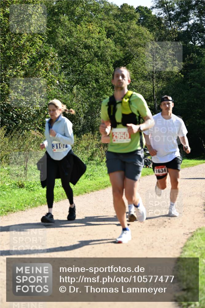 27.09.2026 - 35. Volkslauf durch das schöne Alstertal Dr. Thomas Lammeyer http://msf.ph/oto/10577477 27.09.2026 11:53:02 Laufen 3107, 2950, 1634 meine-sportfotos.de