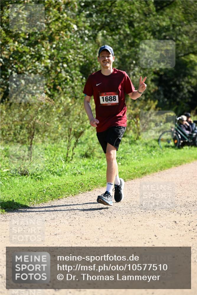 27.09.2026 - 35. Volkslauf durch das schöne Alstertal Dr. Thomas Lammeyer http://msf.ph/oto/10577510 27.09.2026 11:53:29 Laufen 1688 meine-sportfotos.de