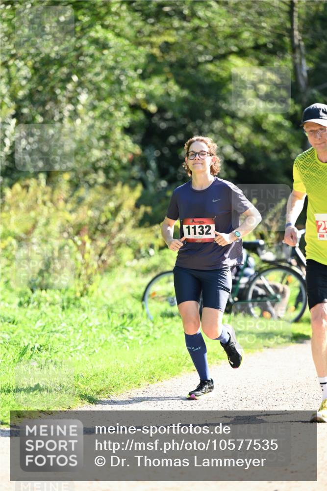 27.09.2026 - 35. Volkslauf durch das schöne Alstertal Dr. Thomas Lammeyer http://msf.ph/oto/10577535 27.09.2026 11:53:42 Laufen 1132, 2 meine-sportfotos.de